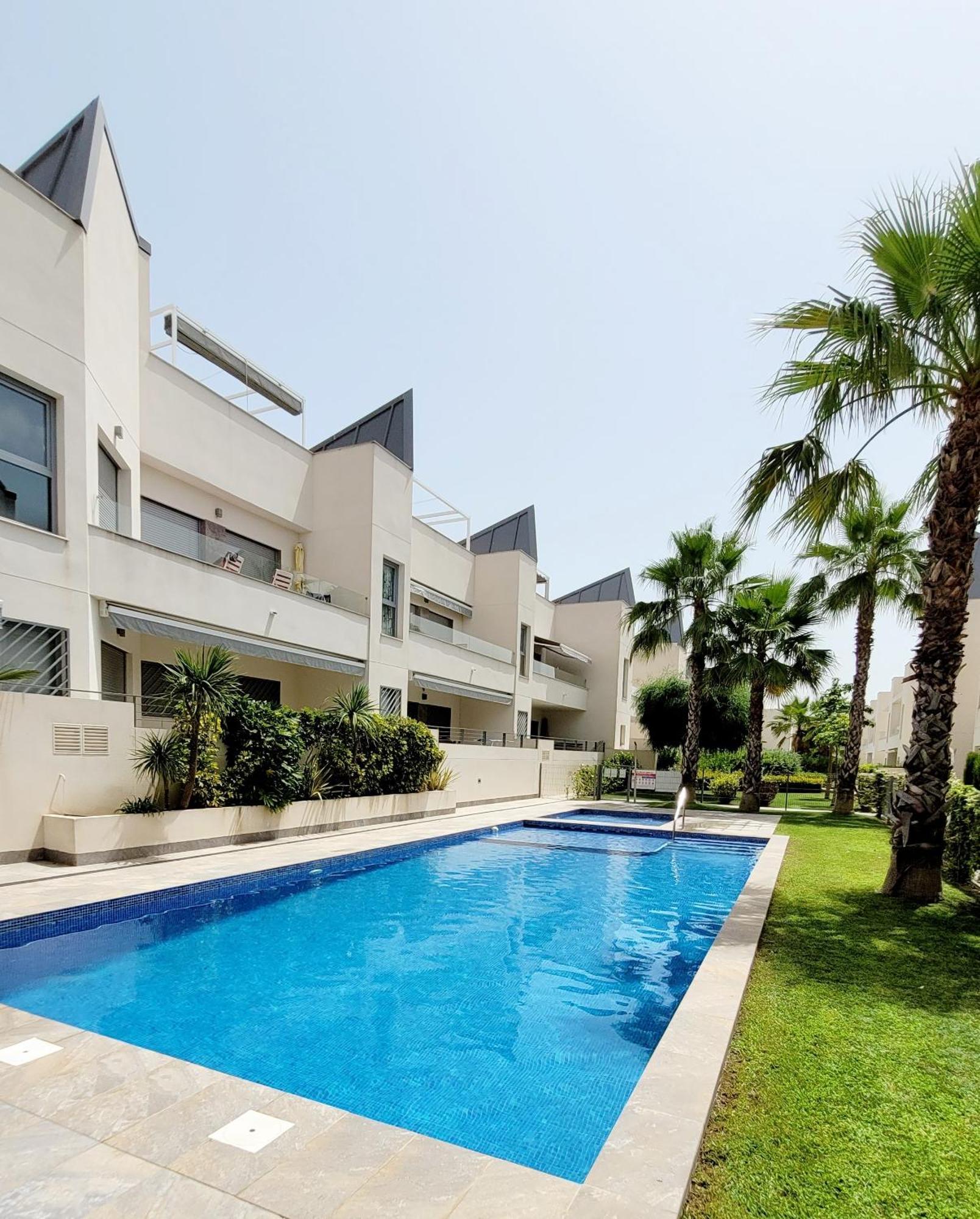 Appartement Pmt01 - Modern, Luxury With Heated Pool à Torrevieja Extérieur photo
